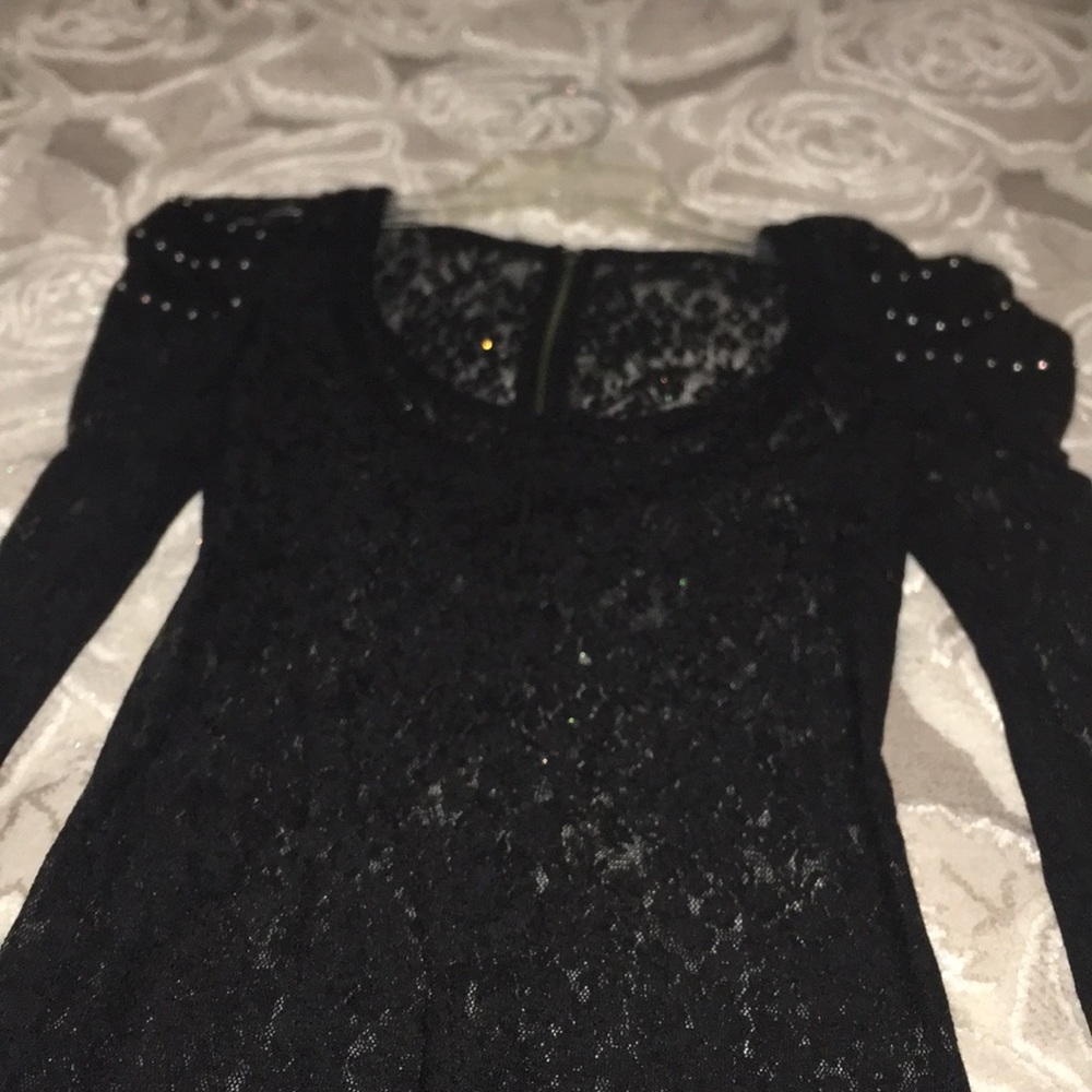 Guess top